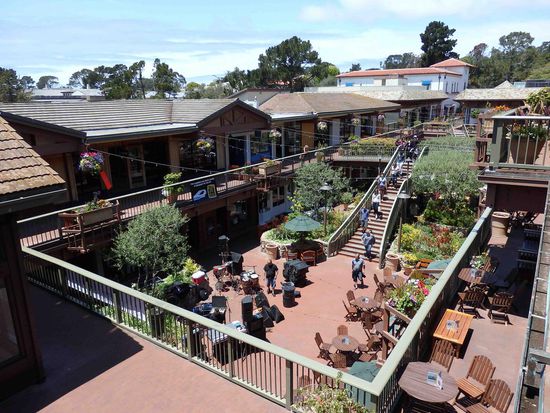 Hier macht Bummeln und Einkaufen Spaß. Ein Einkaufszentrum mit toller Atmosphäre