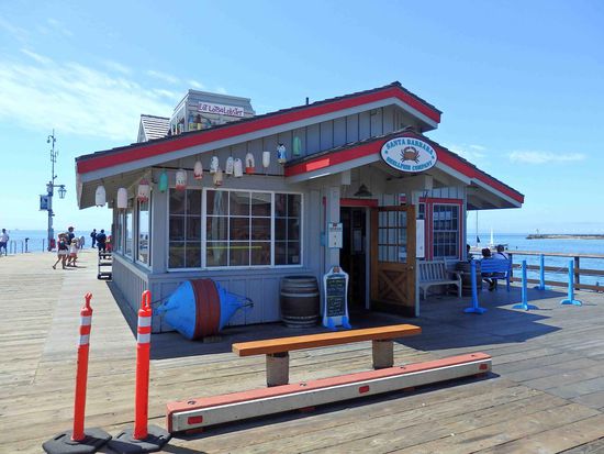 Nettes Restaurant direkt auf dem Pier