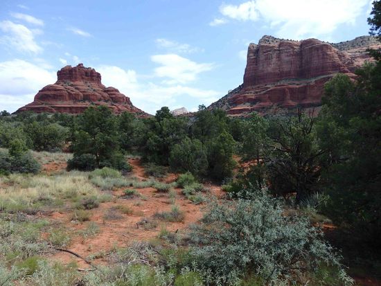 Kurz vor Sedona kamen die ersten Felsformationen