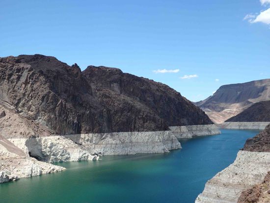 Hier sieht man die fehlende Wassermenge sehr deutlich. Es handelt sich um mindestens 40 m  