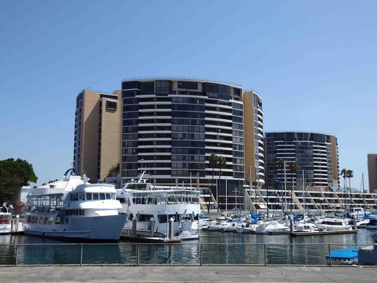 Apartmenthaus direkt am Hafen