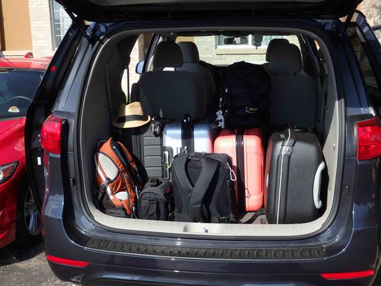 Später fanden auch noch unsere Vorräte Platz im Kofferraum