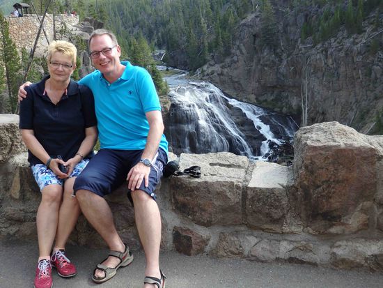 Zum Einstieg mal ein kleiner Wasserfall - die Gibbon Falls