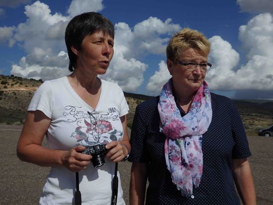 Ohne Sonnenbrille kann ich einfach nicht "freundlich" gucken 