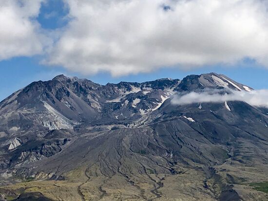Die Sonne kam heraus und die Wolken verzogen sich für einige Minuten.