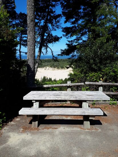 Und auch hier ein toller Rastplatz mit Aussicht - und alles ist picobello sauber.