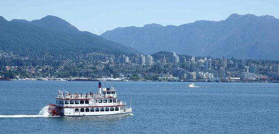 Links am Bildrand kann man noch so gerade den Anfang der Siedlung erkennen.