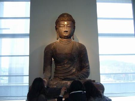 Buddha, der Buddhismus wurde zwischen dem 4. und 6. Jahrhundert in Korea eingeführt