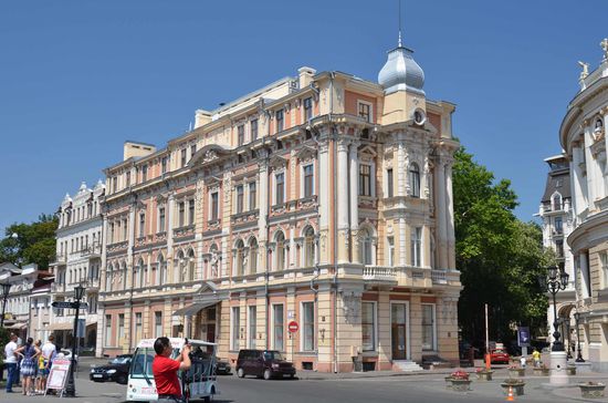 Traumhafte Bauten, wohin man schaut!