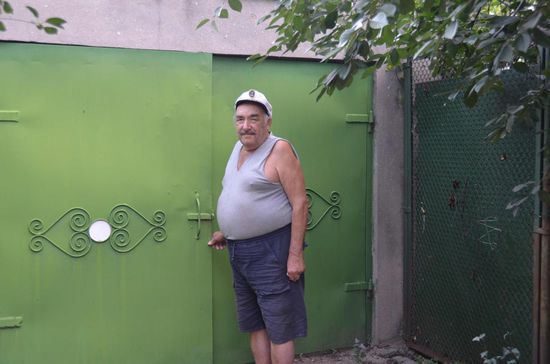 el capitano! Bei ihm haben wir uns vor die Garage gestellt und Strom und Wasser bekommen!