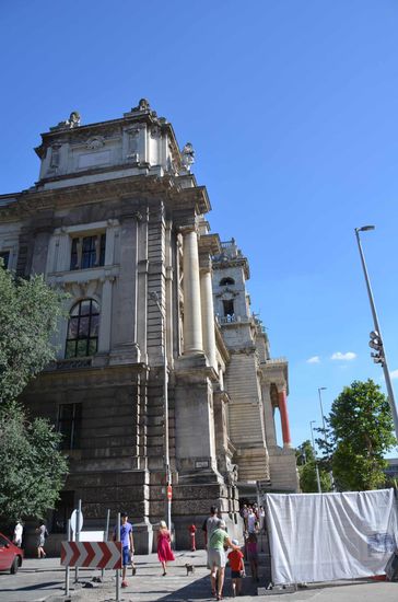 Auch hier, überall Baustellen!