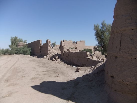 Iran - Shadad - Eine von vielen unbekannten verfallenen Karavansereien