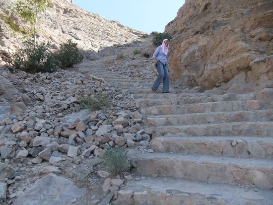 Iran - Kerman - 630 Stufen zum Ausblicksort