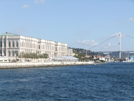 Türkei - Istanbul - Dolmabahce Palast am Bosporus