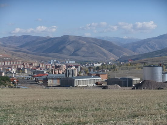 Türkei - Zwischen Gümüshane und Zigana Pass - Kleinstadt im Pontisches Randgebirge