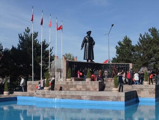 Türkei - Erzurum - Atatürk Monument