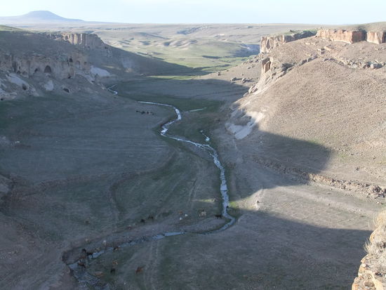 Türkei - Ani - Grenzfluß zwischen Armenien (links) und der Türkei (rechts)