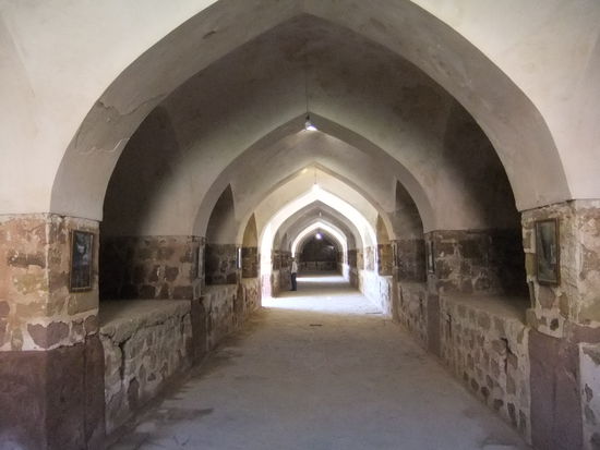 Iran - Zwischen Jolfa und Kloster Stephanos  - Karawanserei