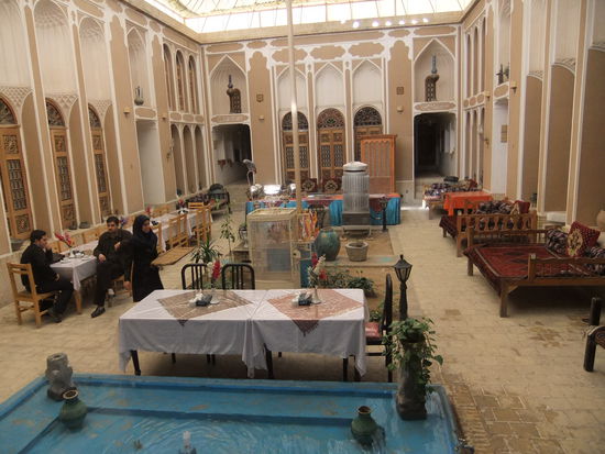 Iran - Yazd - Altstadt - In ein Hotel umgebaute Karawanserei