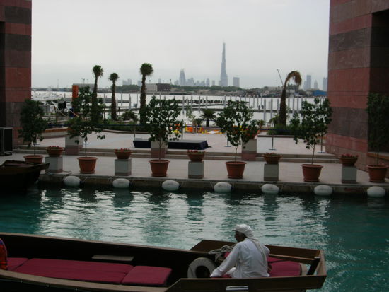 VAE - Dubai - Einkaufszentrum - Festival City - Blick auf Burj Al Khalifa