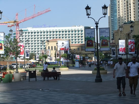 VAE - Dubai - Marina - The Walk