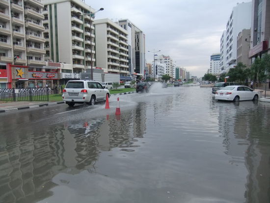 VAE - Dubai - Deira - Nach einem Regenguß
