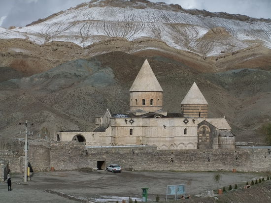 Iran - Qareh Kalisa - Apostel Thaddeus Kirche (Gesamtansicht)