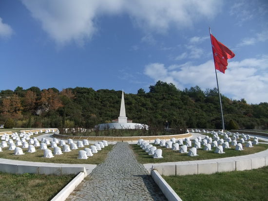 Türkei - Soldatenfriedhof (1. Weltkrieg) in der Nähe von Abide
