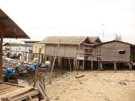 Am Hafen von Ban Saladan