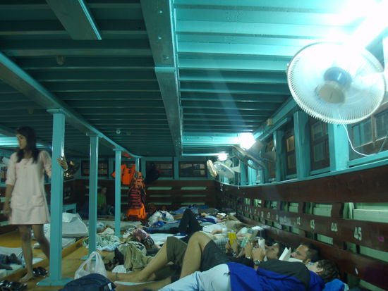 Dann mal Gute Nacht in der Sardinenbuechse. Bettgroesse: 180x45 cm!