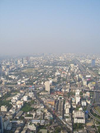 Bangkok.angeblich leben hier 15 mio menschen. kann wirklich gut moeglich sein.