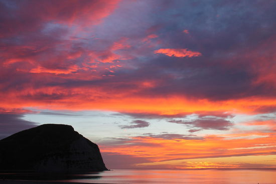 Sonnenuntergang über Mahia Beach