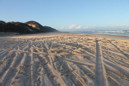 Zerfahrener Strand auf Fraser 