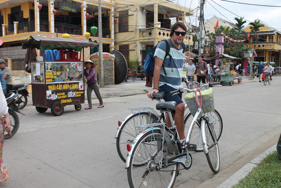 Beim Fahrradfahren in Hoi An....
