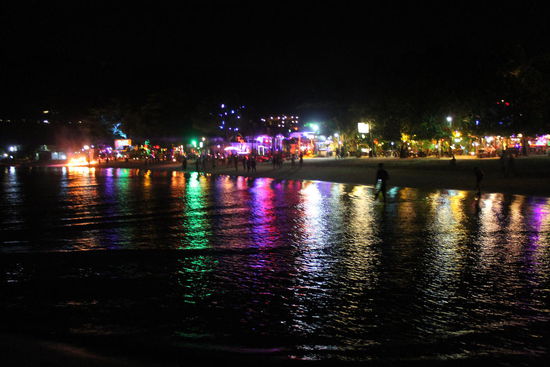 Partystrand von Phi Phi 