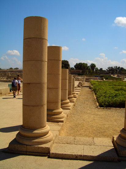 Säulengang in Cäsarea