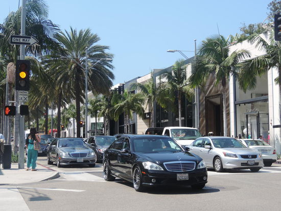 ... und gehen shoppen auf dem Rodeo Drive.