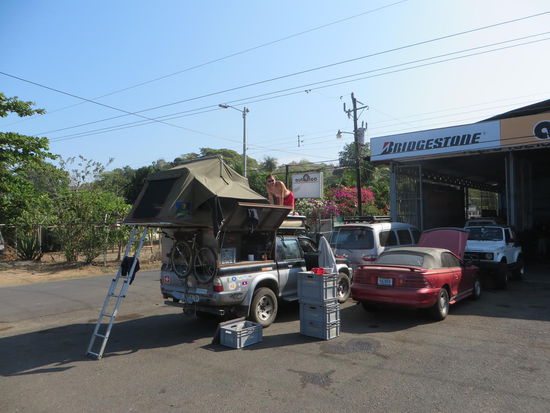 Zwangspause: Camping vor Garage