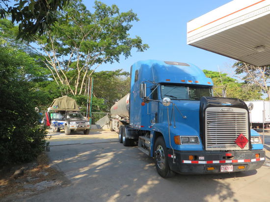 vom Truck abgeschirmt