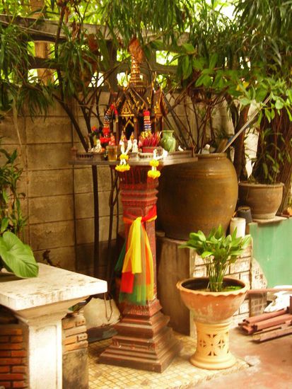 geisterhaus fuer hausgeister