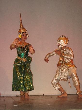 Tanzdarbietung beim Schattentheater