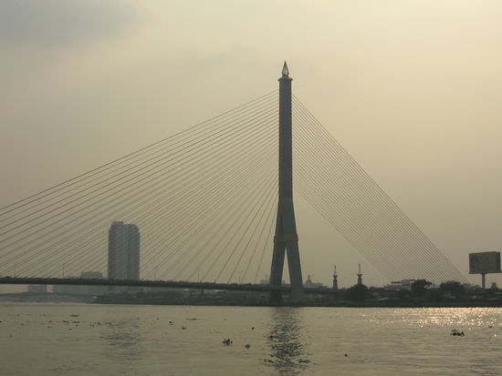 Das ist mal ne Brücke - oder?