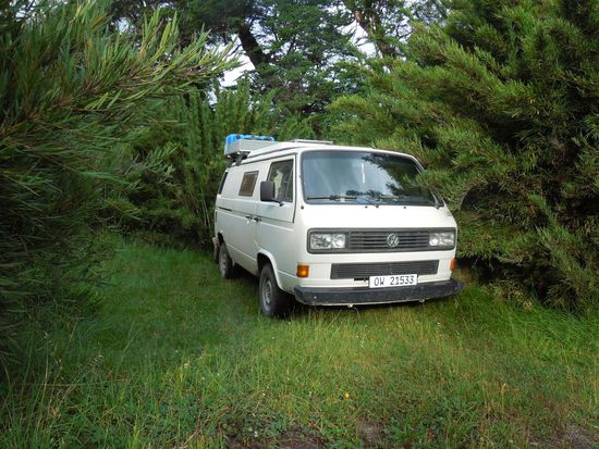 Bambus-Bussli-Garage für eine Nacht