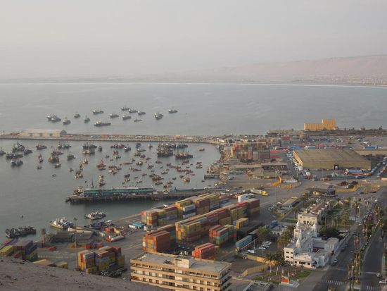 Der Ausblick auf den Containerhafen