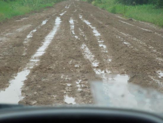 Gilt das noch als regennasse Fahrbahn???