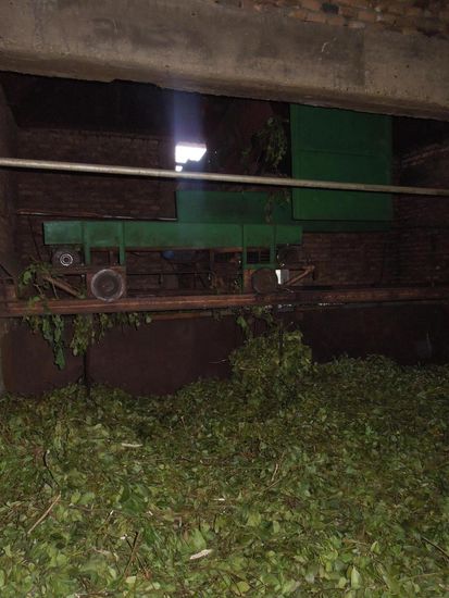 Dieses Wägelchen verteilt den Mate gleichmässig im "Heizhaus"