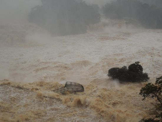 Hier hätten uns auch Schwimmflügeli und Schwimmring nichts genützt.