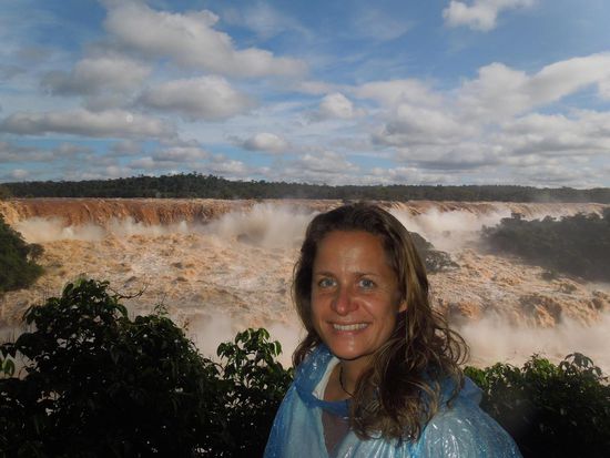Wohl einmalig, die Wasserfälle derart ausser Rand und Band zu erleben!