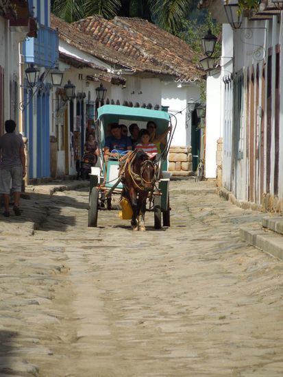 Riesengrosse Kopfsteinpflastersteine 