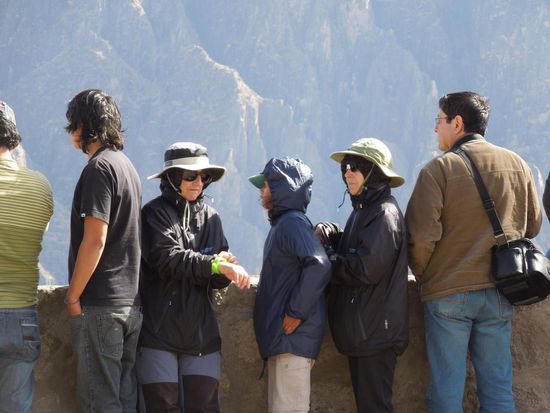 Nachdem auch zahlreiche zweibeinige schräge Vögel den Mirador verlassen hatten ...